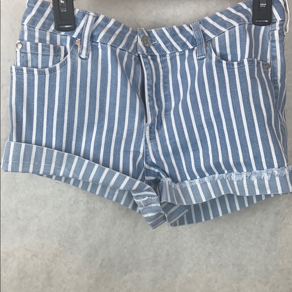 Celebrity Pink 9/29” Juniors Striped Denim Shorts
